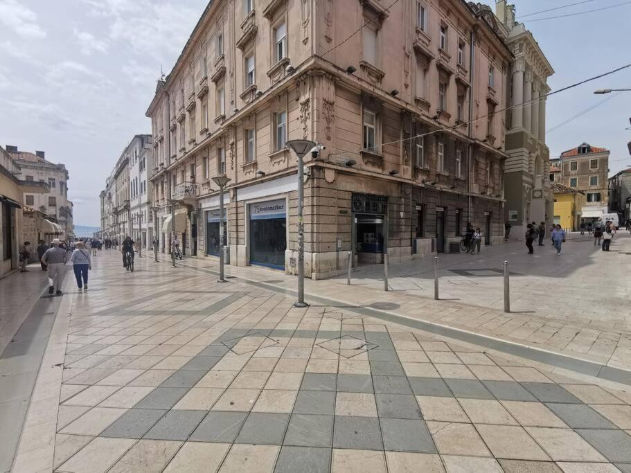 Teni Split Exterior foto